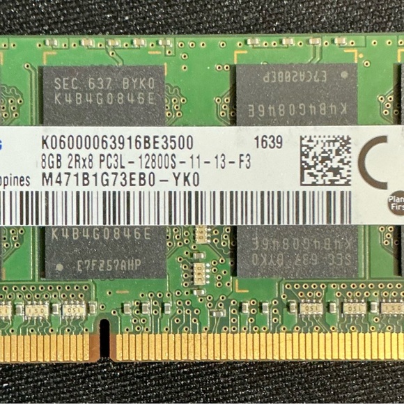 Samsung 8GB DDR3 RAM Notebook Laptop Memory - Picture 1 of 1